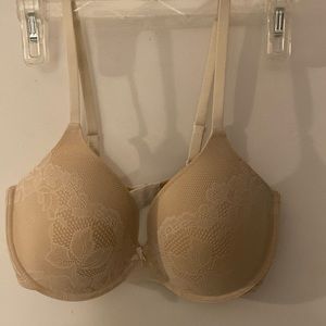 GILLIAN & OMALLY padded nude lace overlay bra 36D shape lift